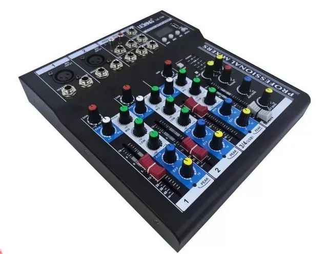 Mesa de som bivolt 4 canais com bluetooth USB - Foto 3
