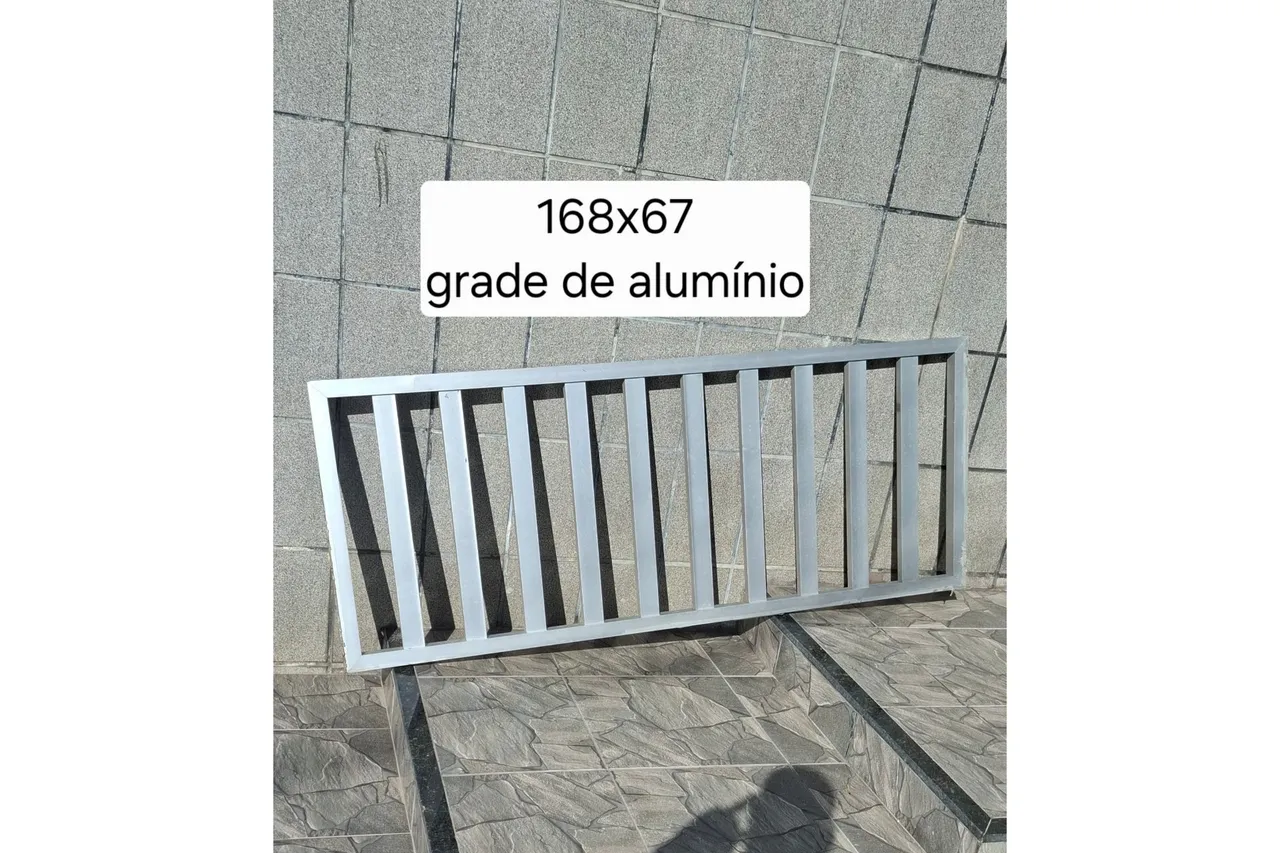 Grade de Alumínio 168x67