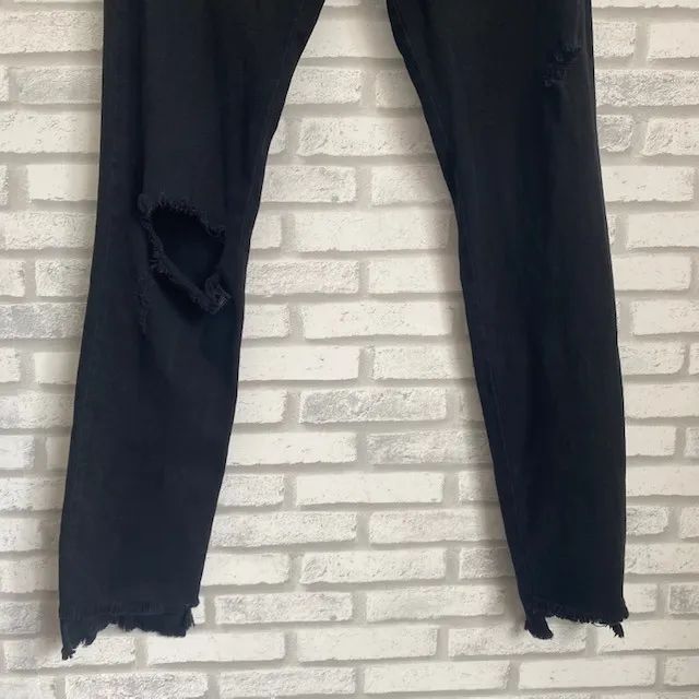 Calça Preta Jeans Destroyed Raizz Tamanho 40 - Foto 4