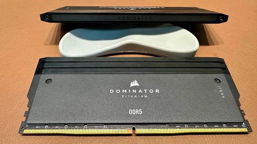 64GB (2x32GB) DDR5 RAM Corsair Dominator Titanium 6600MT/s RGB64312423464707122