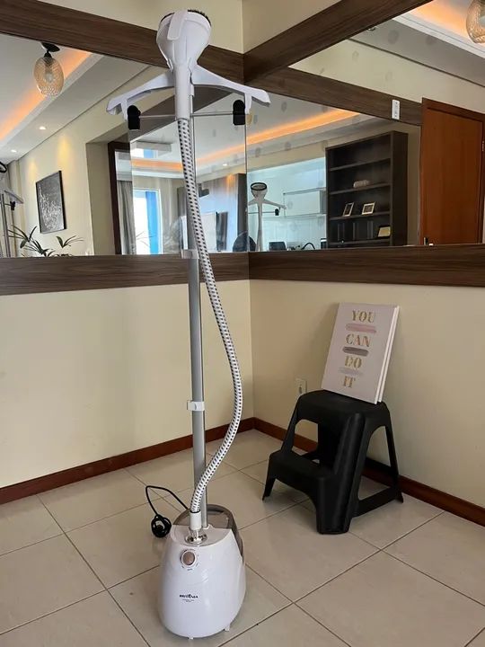 Passadeira a Vapor praticamente nova - Foto 2