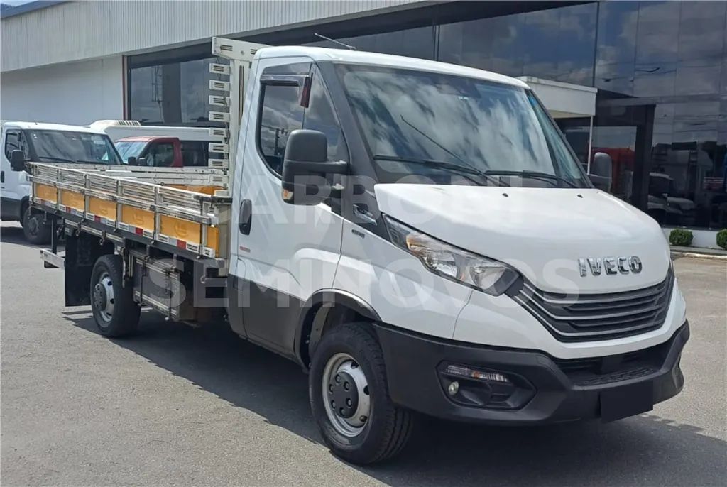 IVECO DAILY 35-160 LONGO E6 4X2 2022/2023 - Foto 2