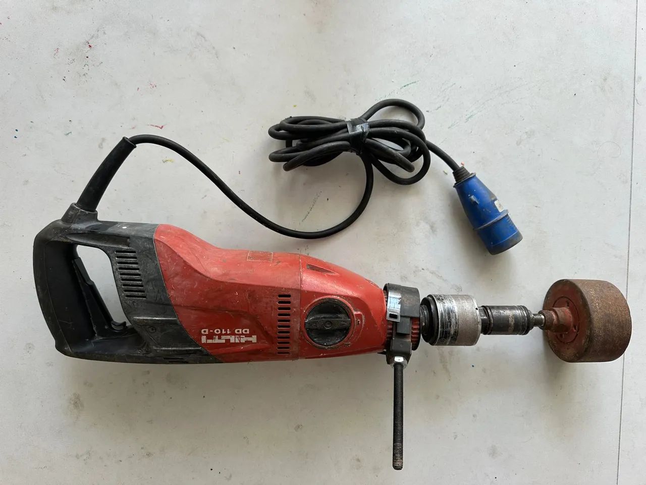 Máquina de Furar Hilti DD 110-D
