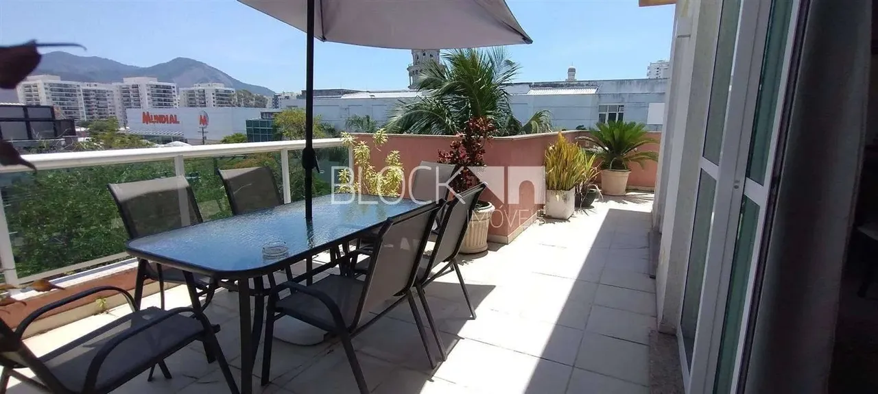 Recreio dos Bandeirantes | Cobertura 2 quartos, sendo 2 suites