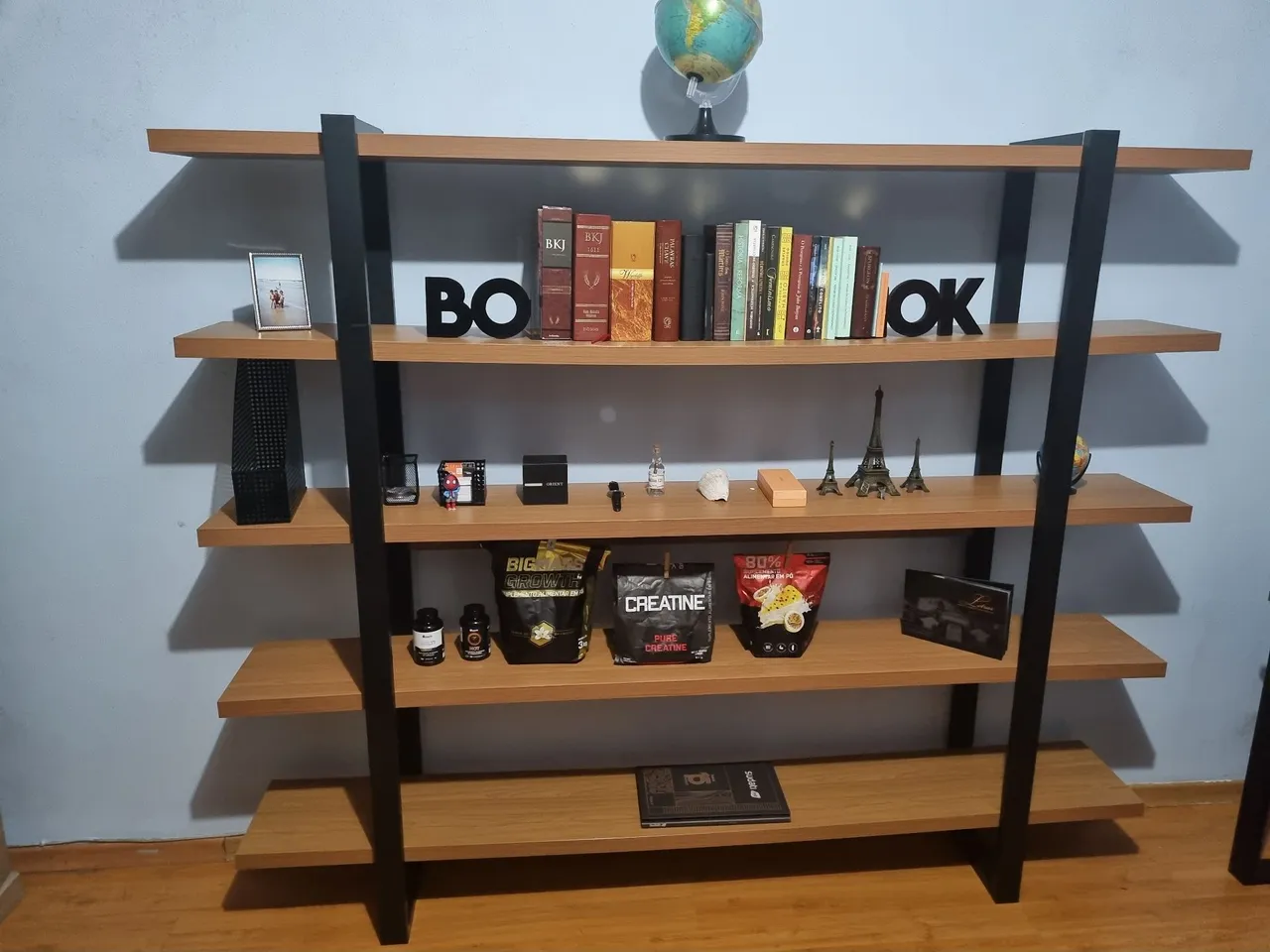 Estante p/ livros e decorações, VENDO URGENTE!!