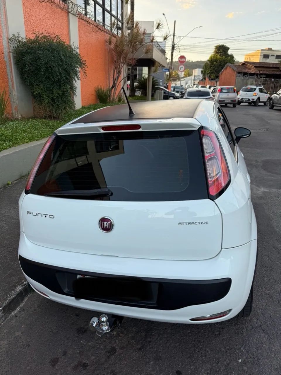 Fiat Punto 2015 Attr. 1.4 Completo - Foto 3