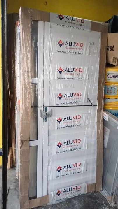 Porta luxo sala 100x2,10 - Aluvid