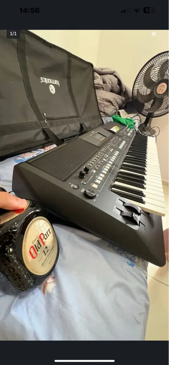 Teclado Yamaha profissional em ótimo estado
