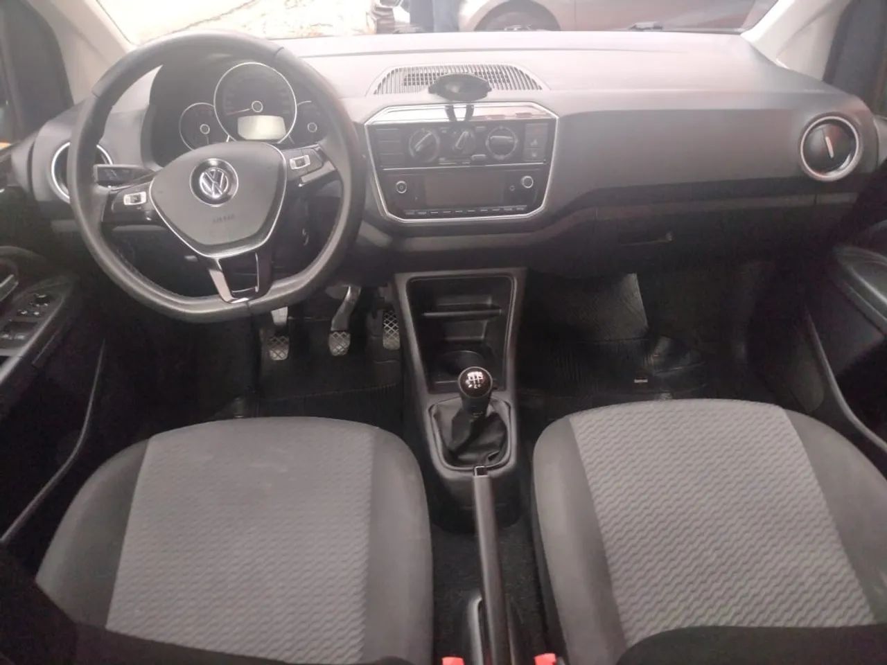 Volkswagen Up! Move 1.0 TSI Total Flex 12V 5P 2019 - Foto 2