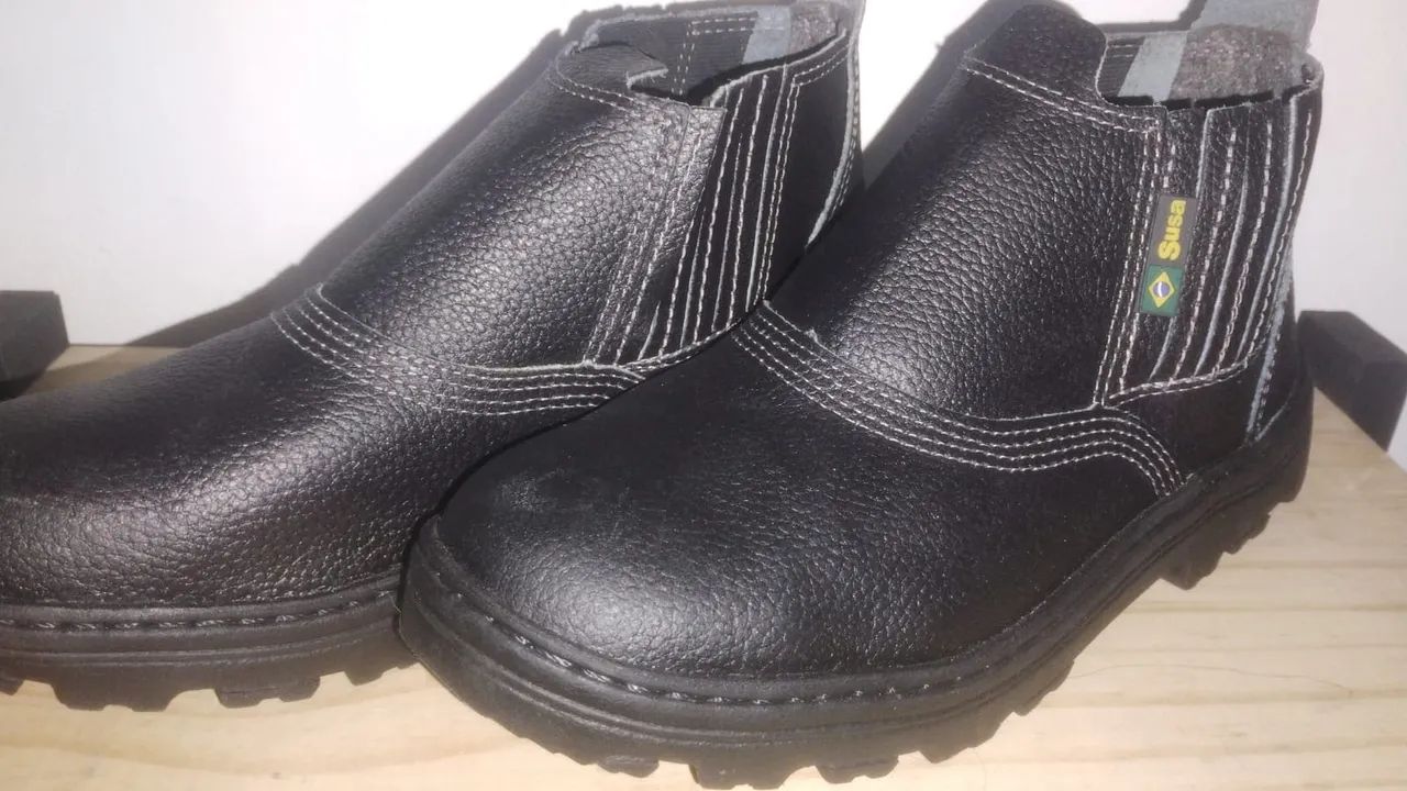Bota com proteção EPI - Foto 4