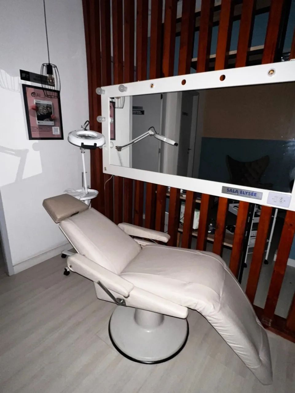 Cadeira/Poltrona couro Estética Consultório - Foto 2