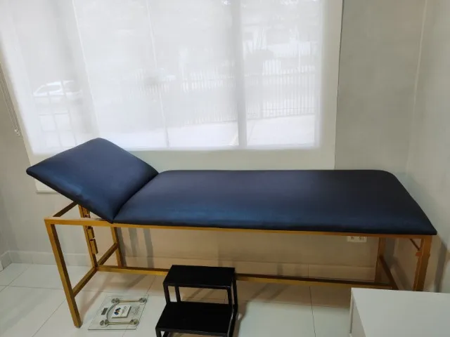 Maca Fixa com Estofado e Pintura dourada