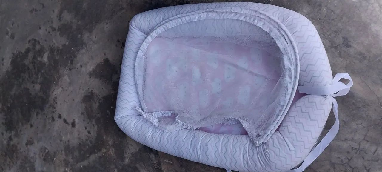 Ninho de bebê menina 