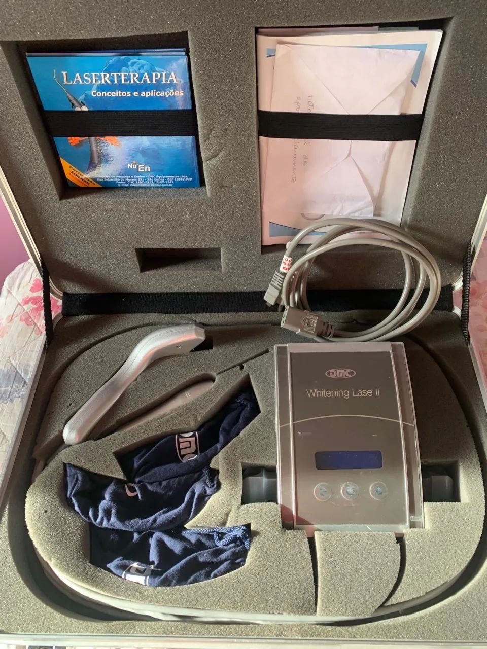 Aparelho de laser dental 