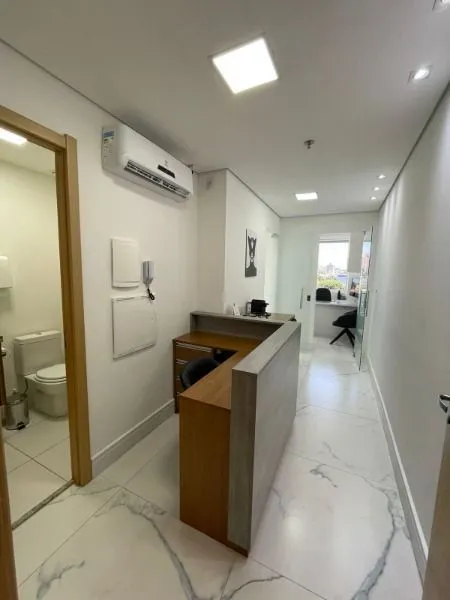 Excelente sala comercial Edifício Medplex - Torre Norte , com recepção montada ,
