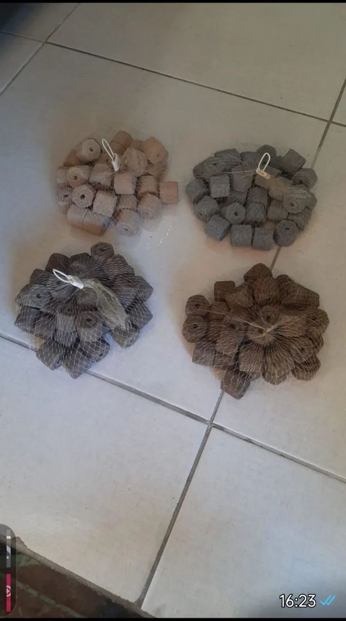 OPORTUNIDADE E ACEITO OFERTAS! Aquário 250 litros Sump Filtro Externo Base + 2 aquários - Foto 5