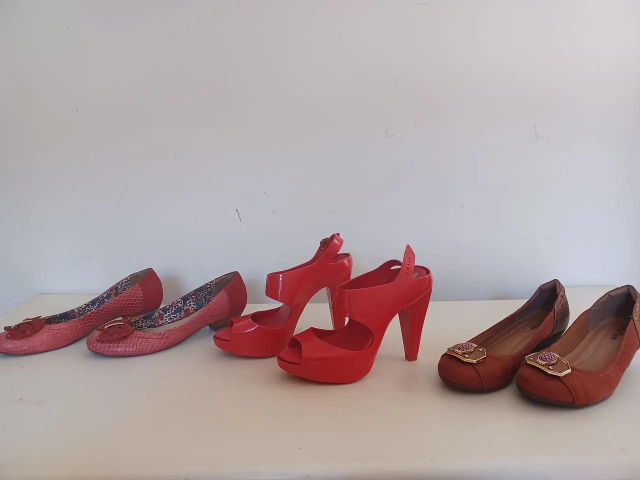 LOTE 3 PARES CALÇADOS POR 20 REAIS BARATO