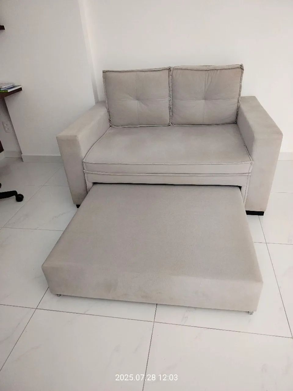 Sofá Cama 2 Lugares Bege - Foto 3