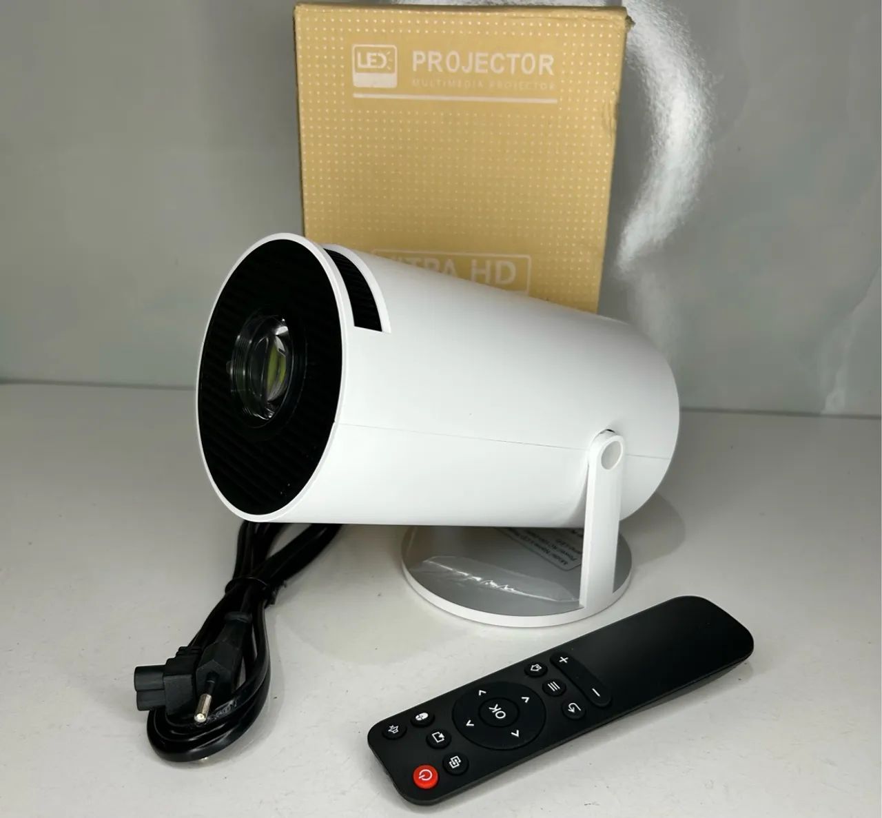 Projetor HY300 Novo Na Caixa 