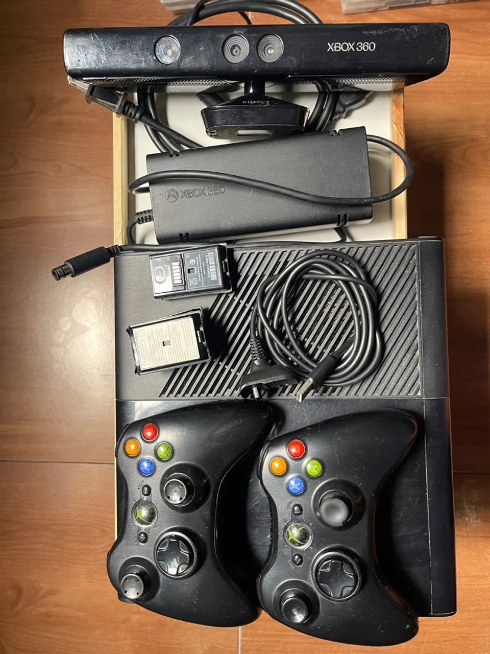 VENDO XBOX 360 SUPER SLIM COMPLETO 