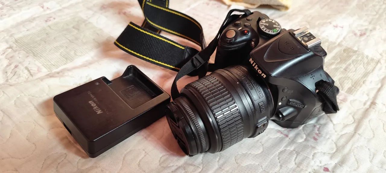 Camera Nikon D5200