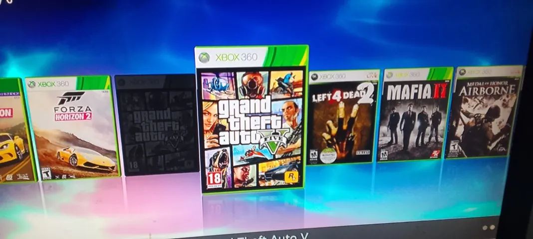 XBOX 360 DESBLOQUEDO COM GTA 5 E HD USB 3.0 500GB COM 38 JOGOS - Foto 2