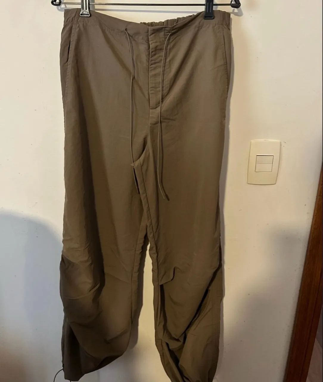 Calça Parachute Zara TAM M - Foto 3