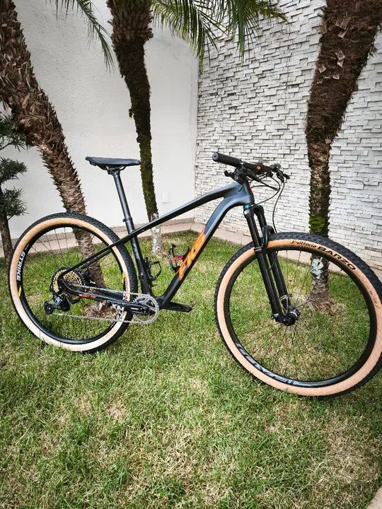 Bike carbono FKS tamanho M, aro 29, 12 velocidades  - Foto 6