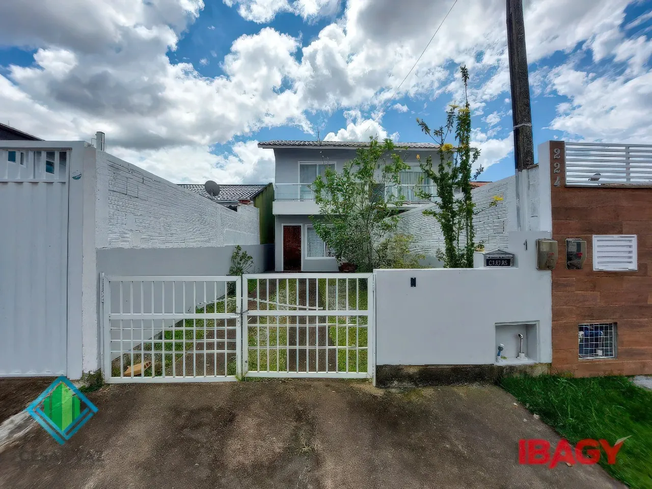 Sobrado para venda com 64 metros quadrados com 2 quartos em Bela Vista - Palhoça - SC