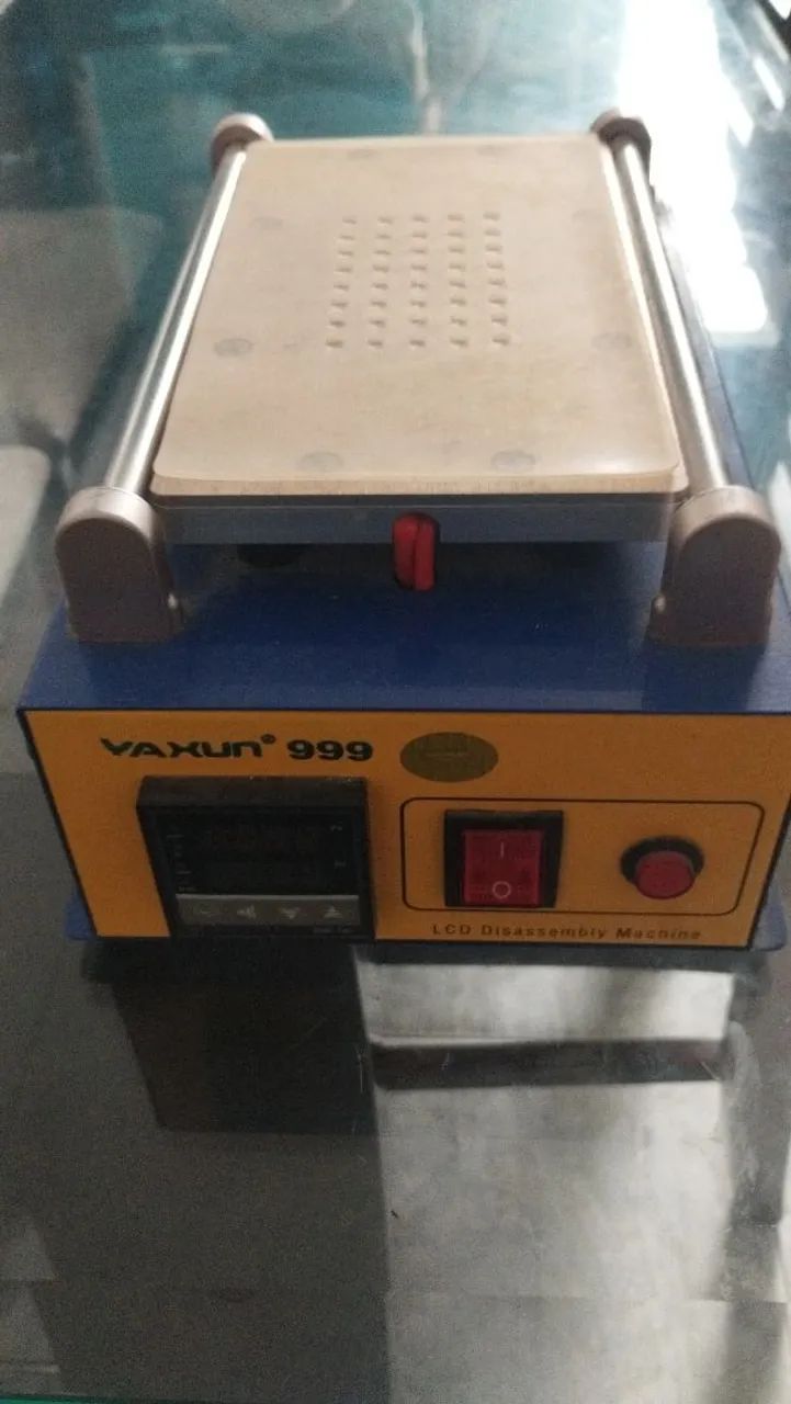 Máquina de Desmontagem de LCD Vácuo 999