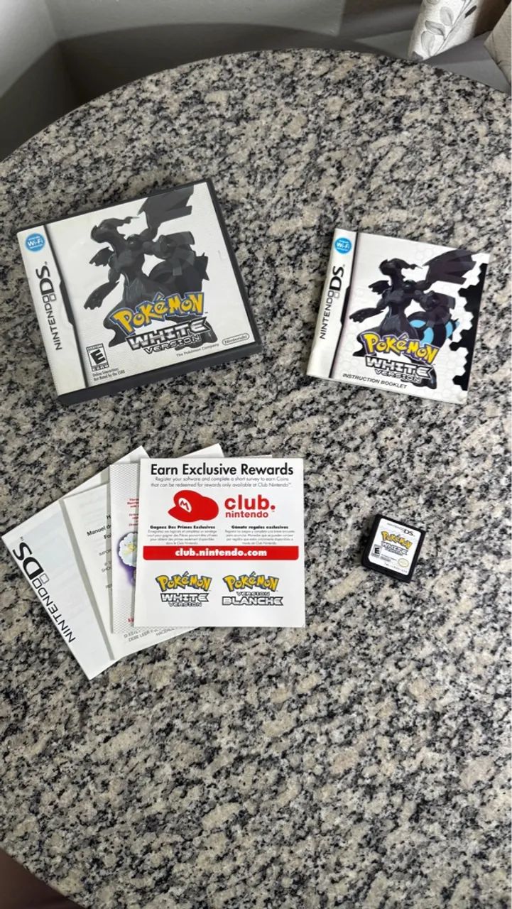 Pokémon White Version - Nintendo DS
