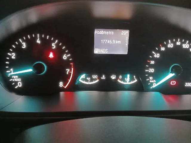 Ford Ecosport 1.5 SE 3 cilindros automático, em estado de novo.