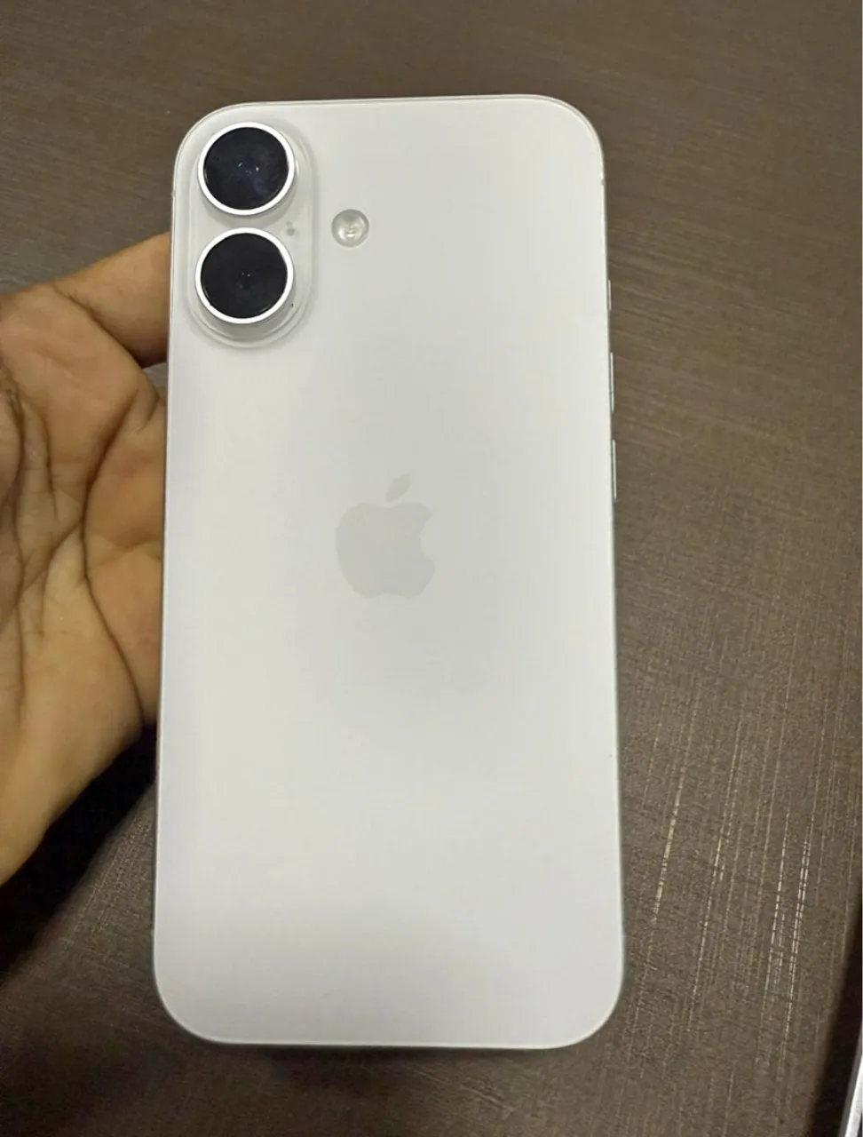 iPhone 16
