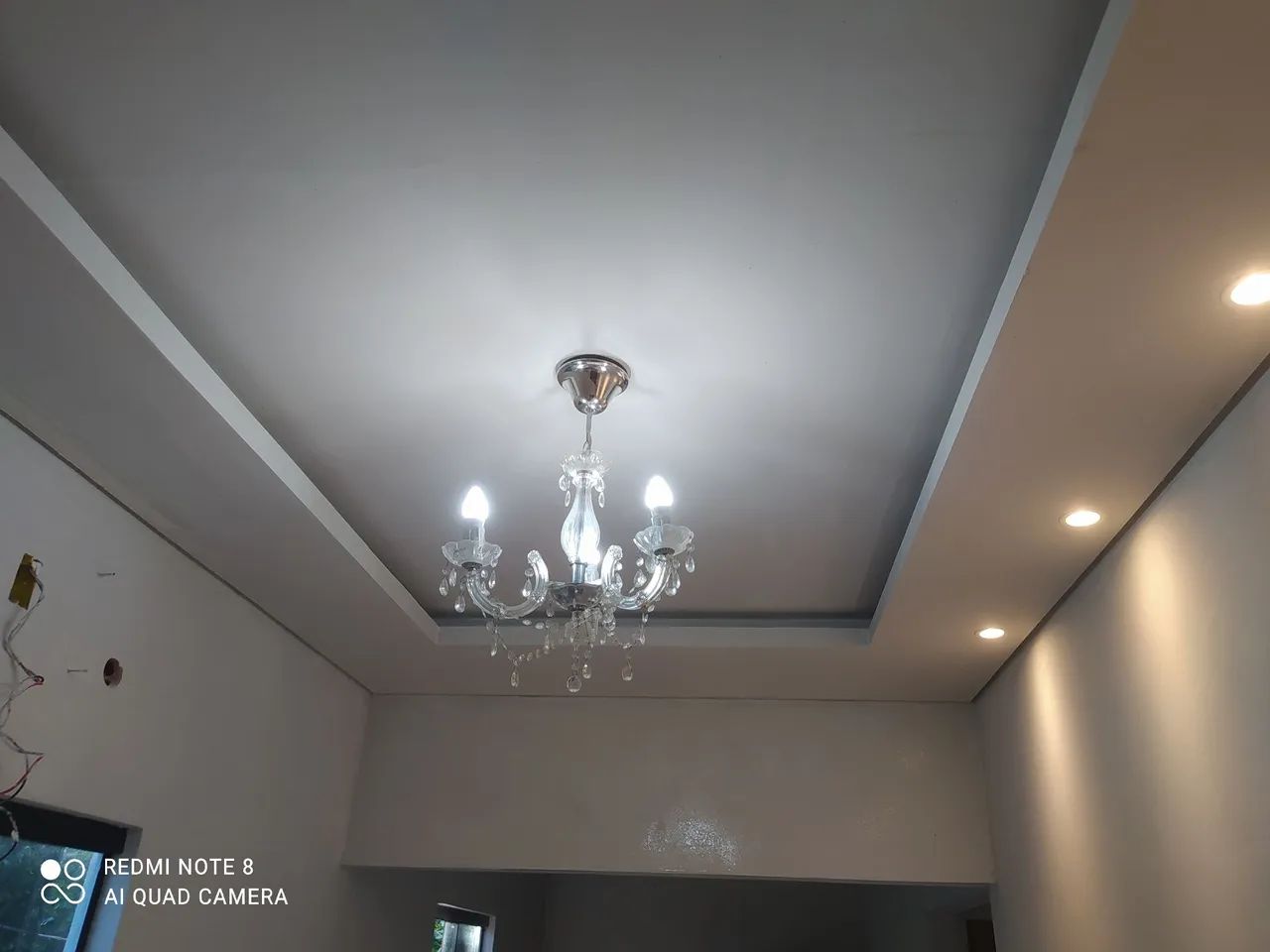 Trabalho com forro de gesso e cobertura em geral 