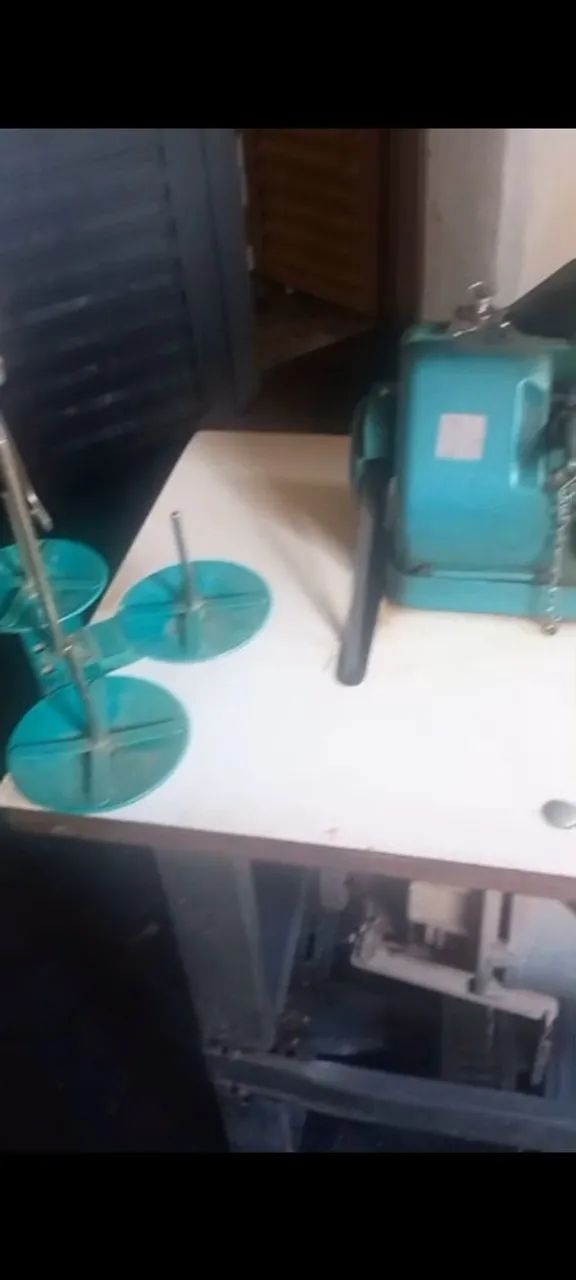 Máquina de costura - Foto 5