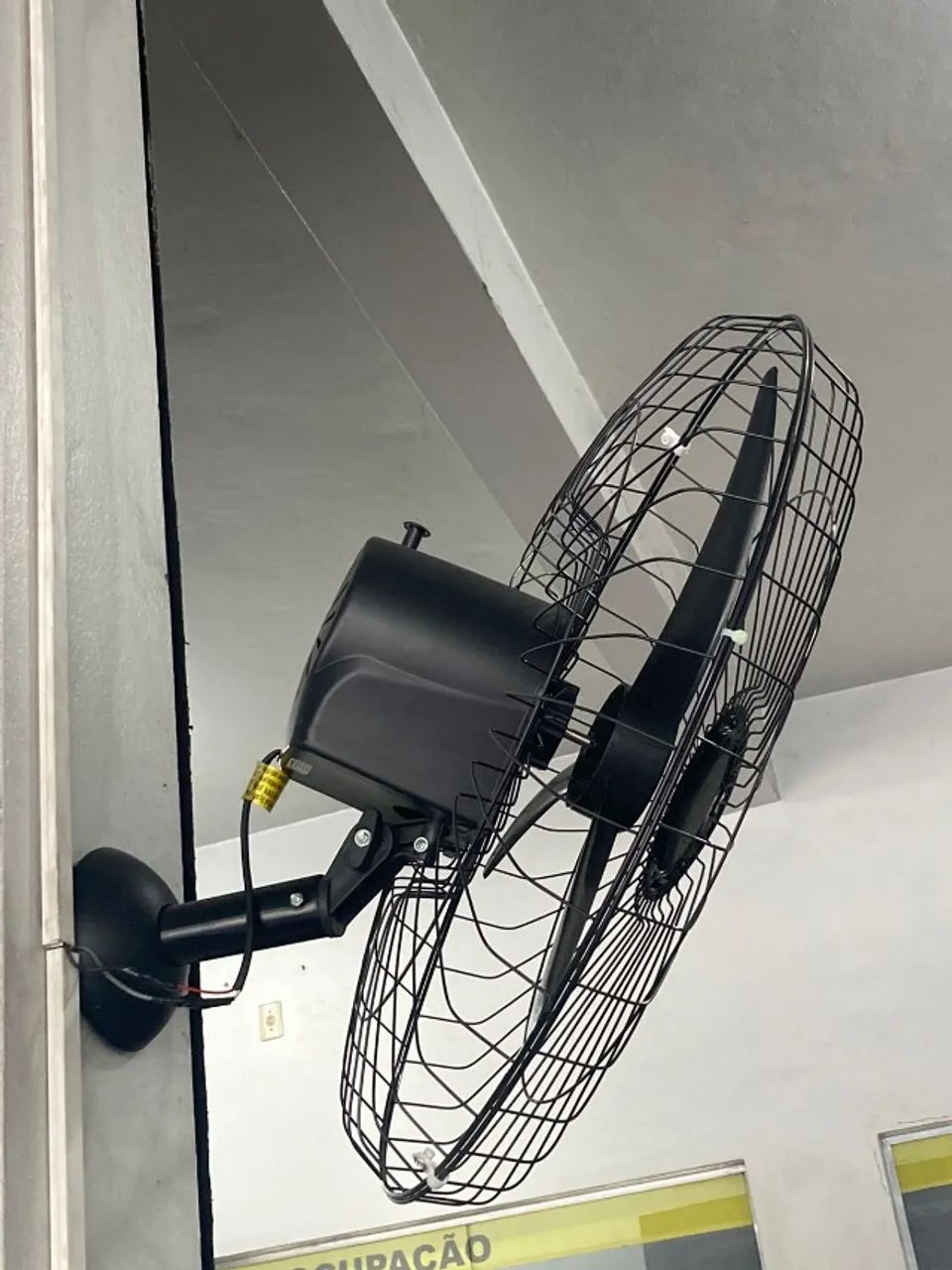 Ventilador de Parede 60Cm 127V e Bivolt  - Foto 2