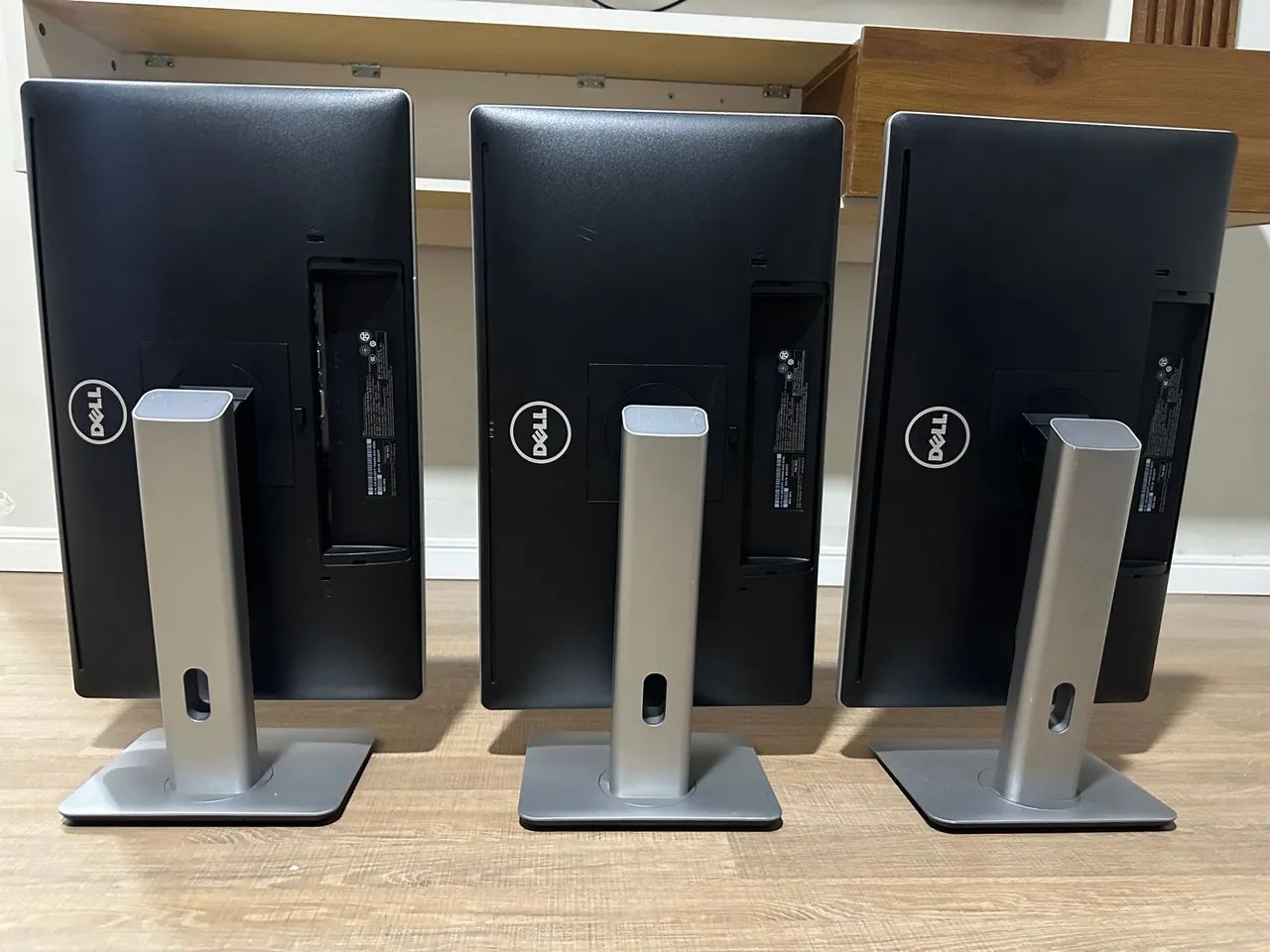 Monitor Dell Led IPS 23 Polegadas Full HD , DisplayPort - Foto 2