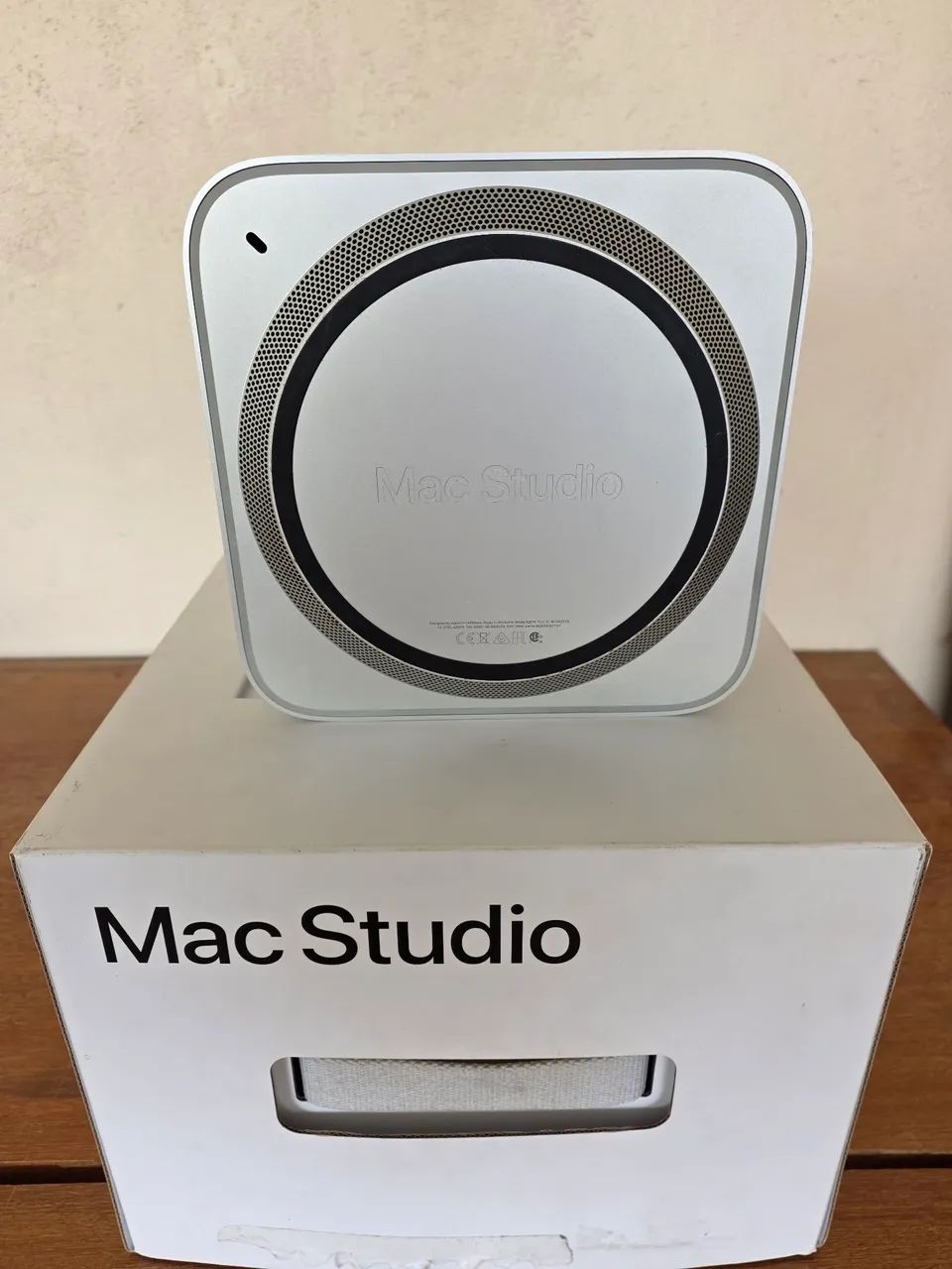 Apple Mac Studio Max M1 com 512gb de ssd 32gb de ram
