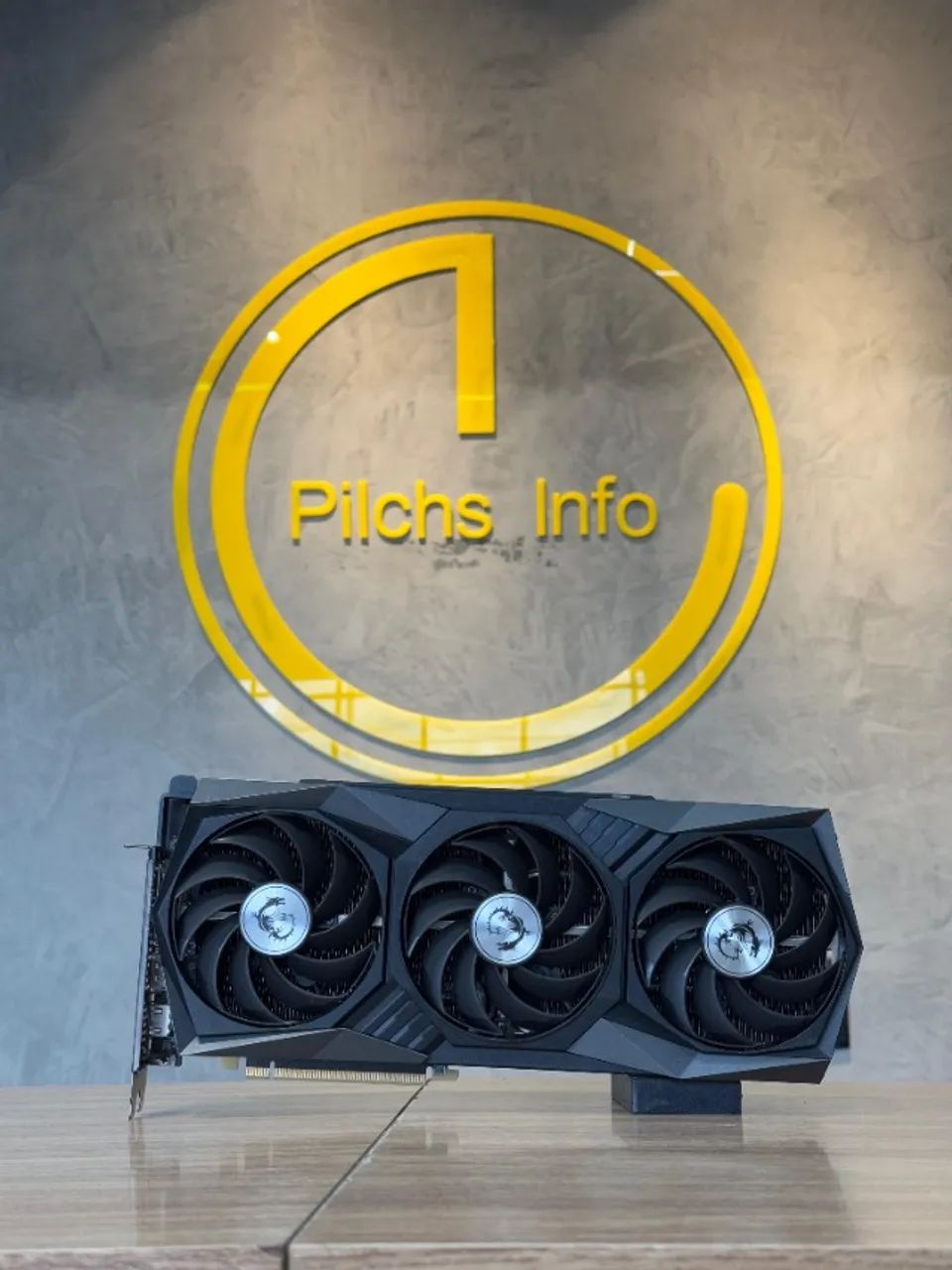 RTX 3090 24GB MSI GamingXTrio - Loja física - Garantia - Olx Pay