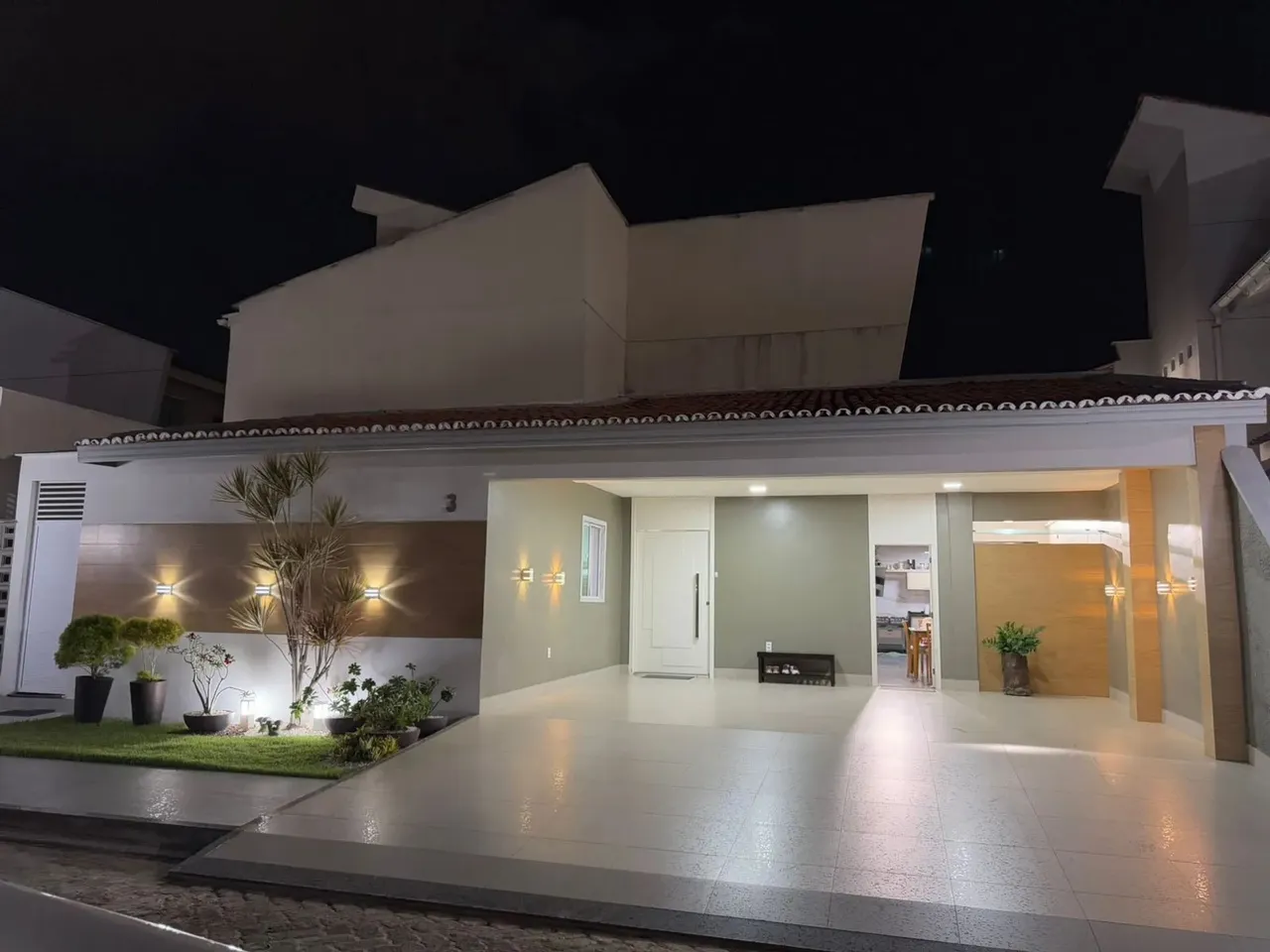 SN/ VENDO CASA EM CONDOMÍNIO NO QUINTAS DO CALHAU