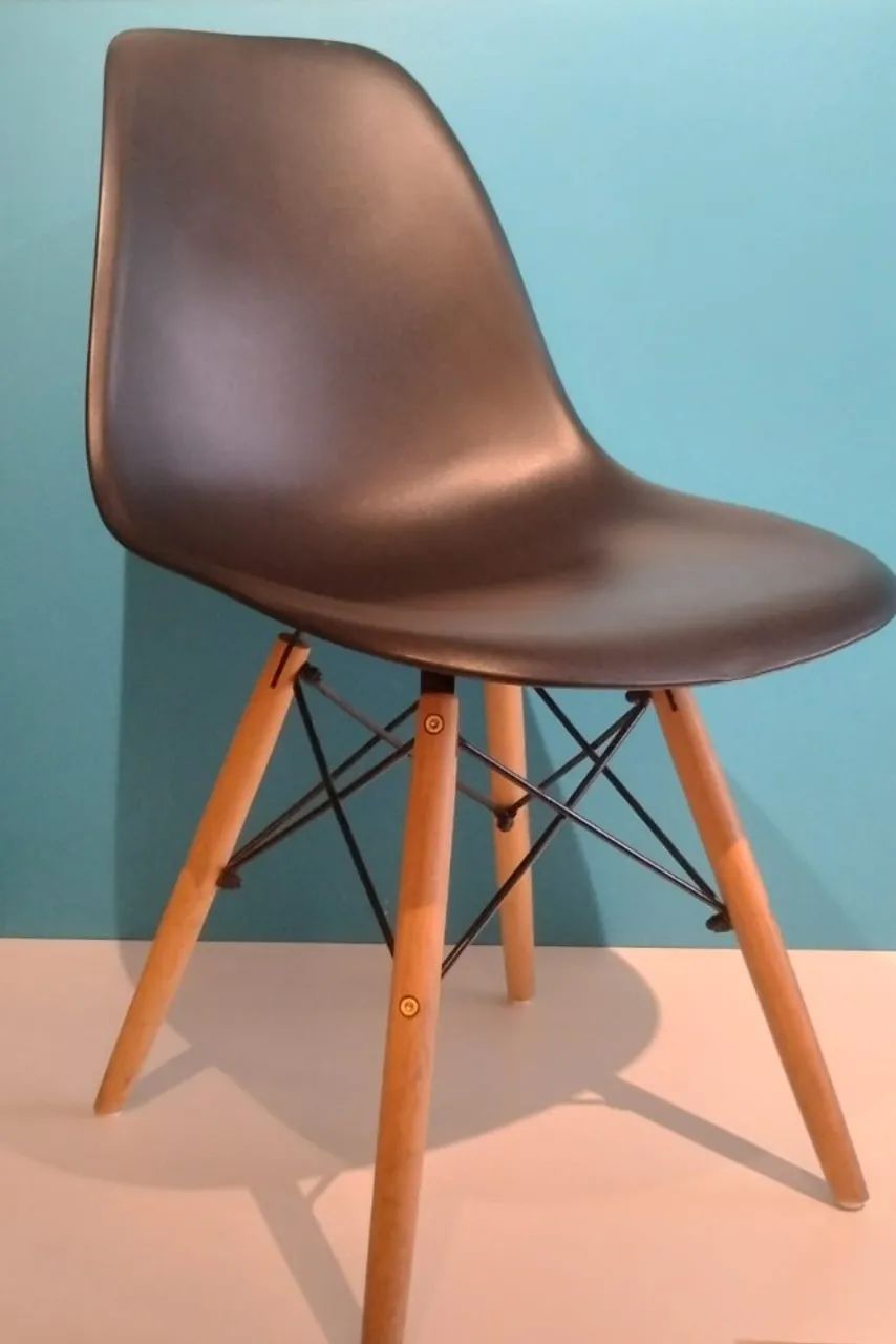 Conjunto 4 Cadeiras Eames - Preta