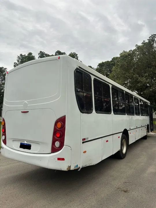 ÔNIBUS A VENDA