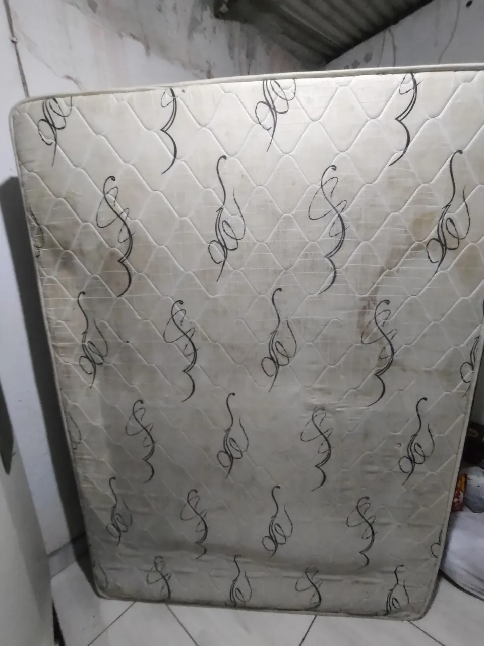 Colchão de casal pra vender logo