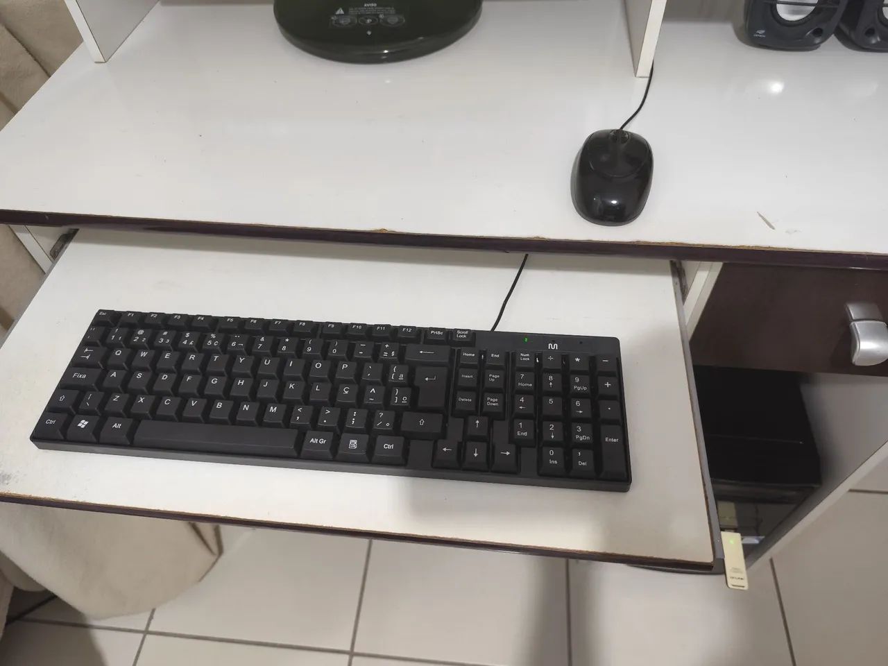 Computador Completo com Monitor e Mesa e Impressora e cadeira  - Foto 5