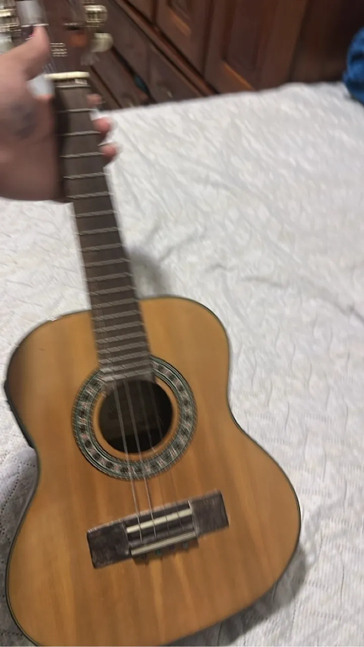 Cavaquinho Acústico de Madeira