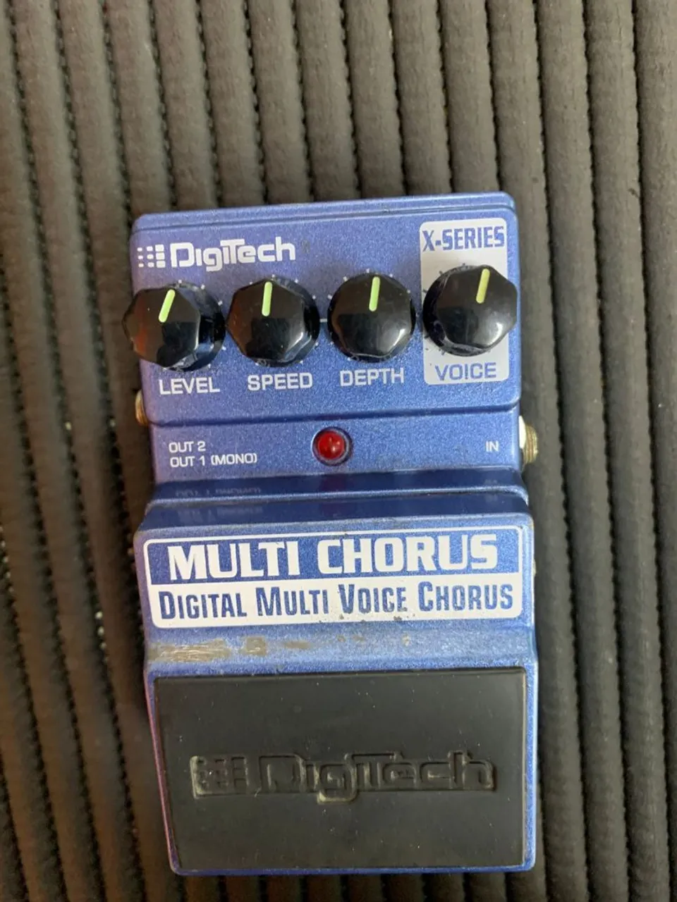 pedal chorus digitech