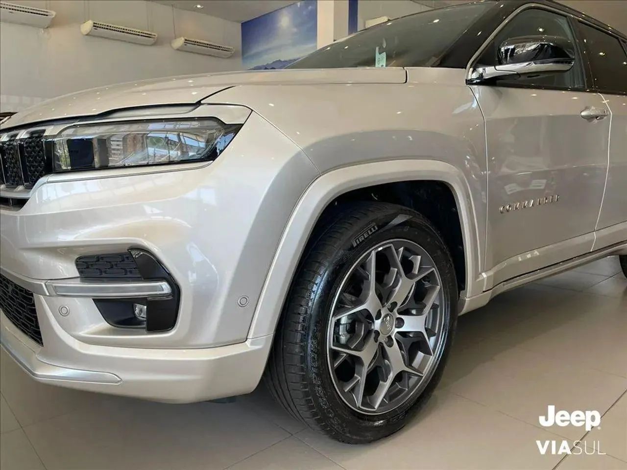 JEEP COMMANDER 1.3 T270 TURBO FLEX OVERLAND AT6 - Foto 4