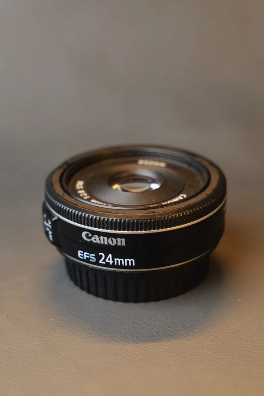 Canon EFS 24mm f2.8 - Foto 2