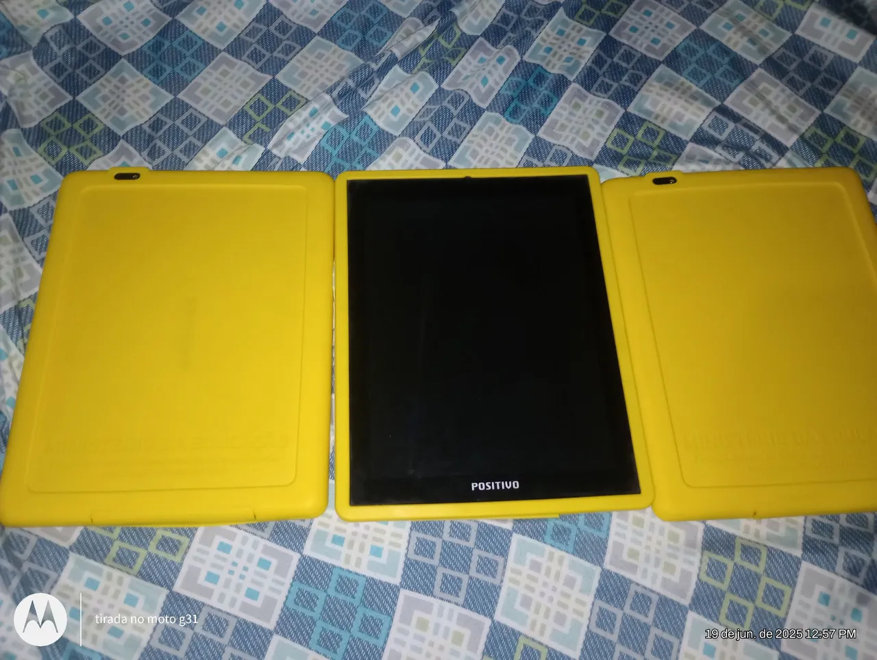 ? 3 Tablets Positivo MEC 2011