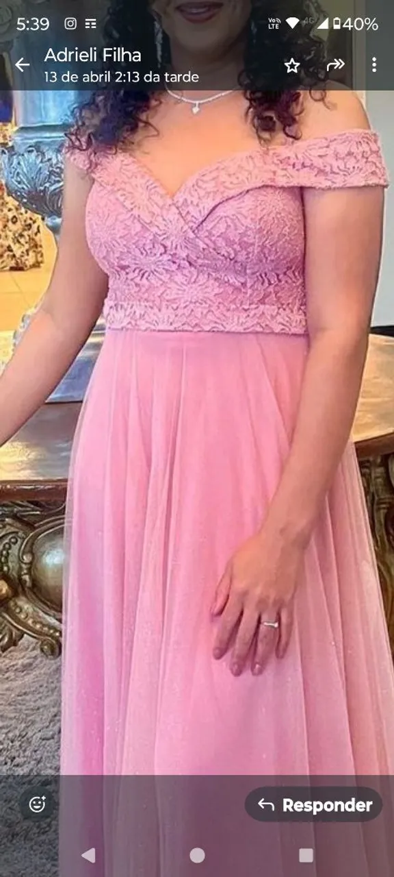 Vestido de festa na cor rosê Tulio brilhoso
